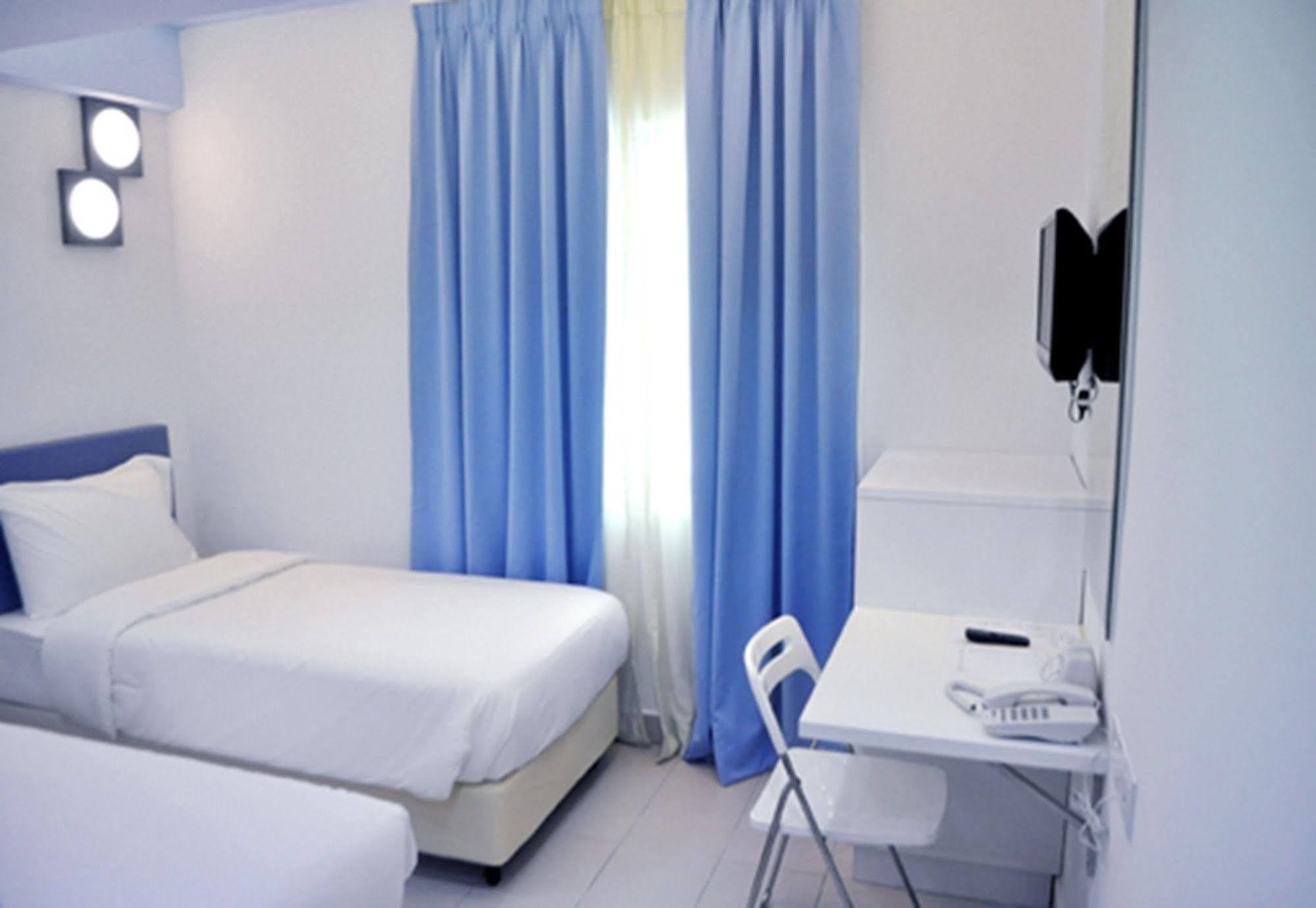Yy318 Hotel Bukit Bintang Куала-Лумпур Экстерьер фото