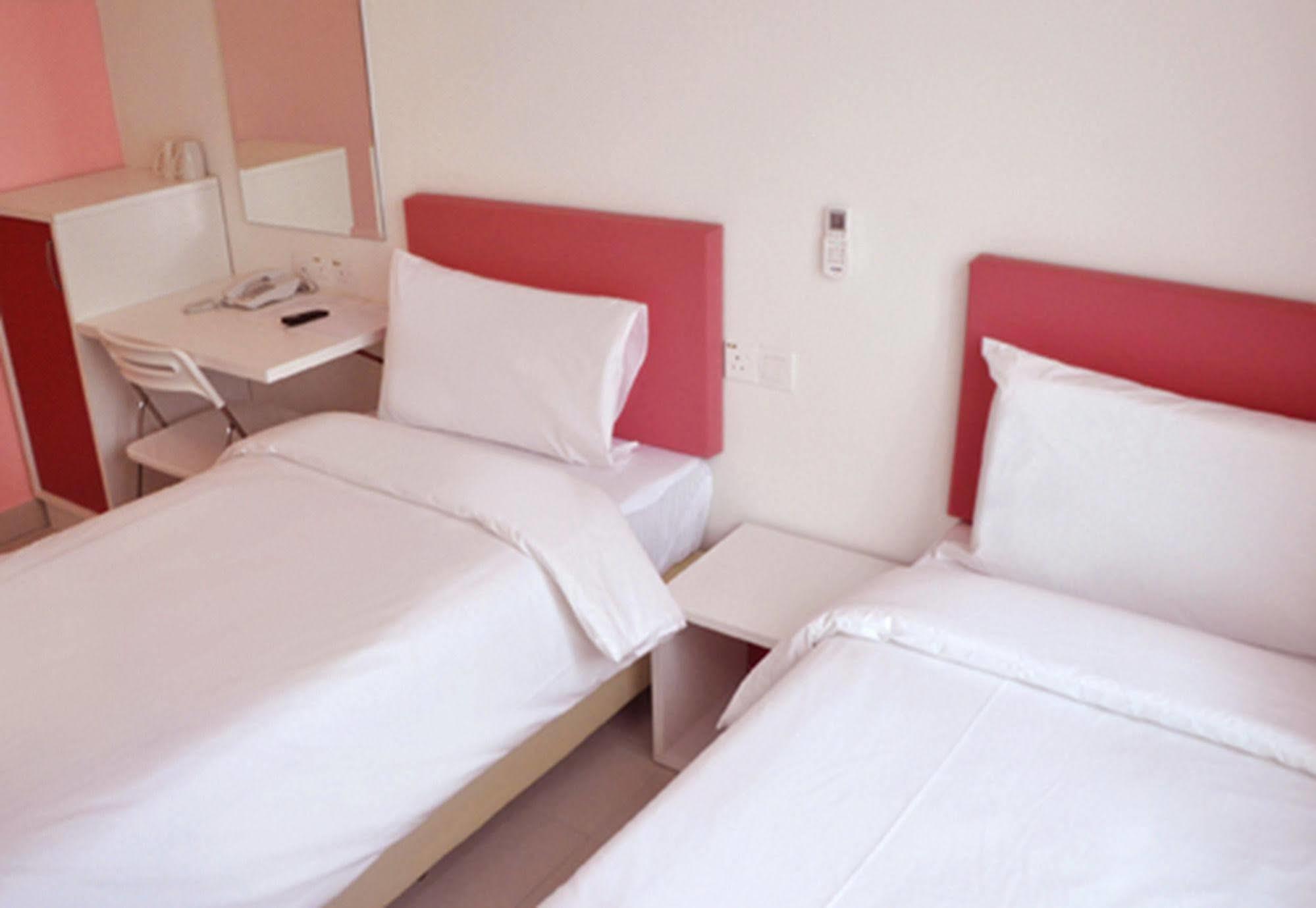 Yy318 Hotel Bukit Bintang Куала-Лумпур Экстерьер фото