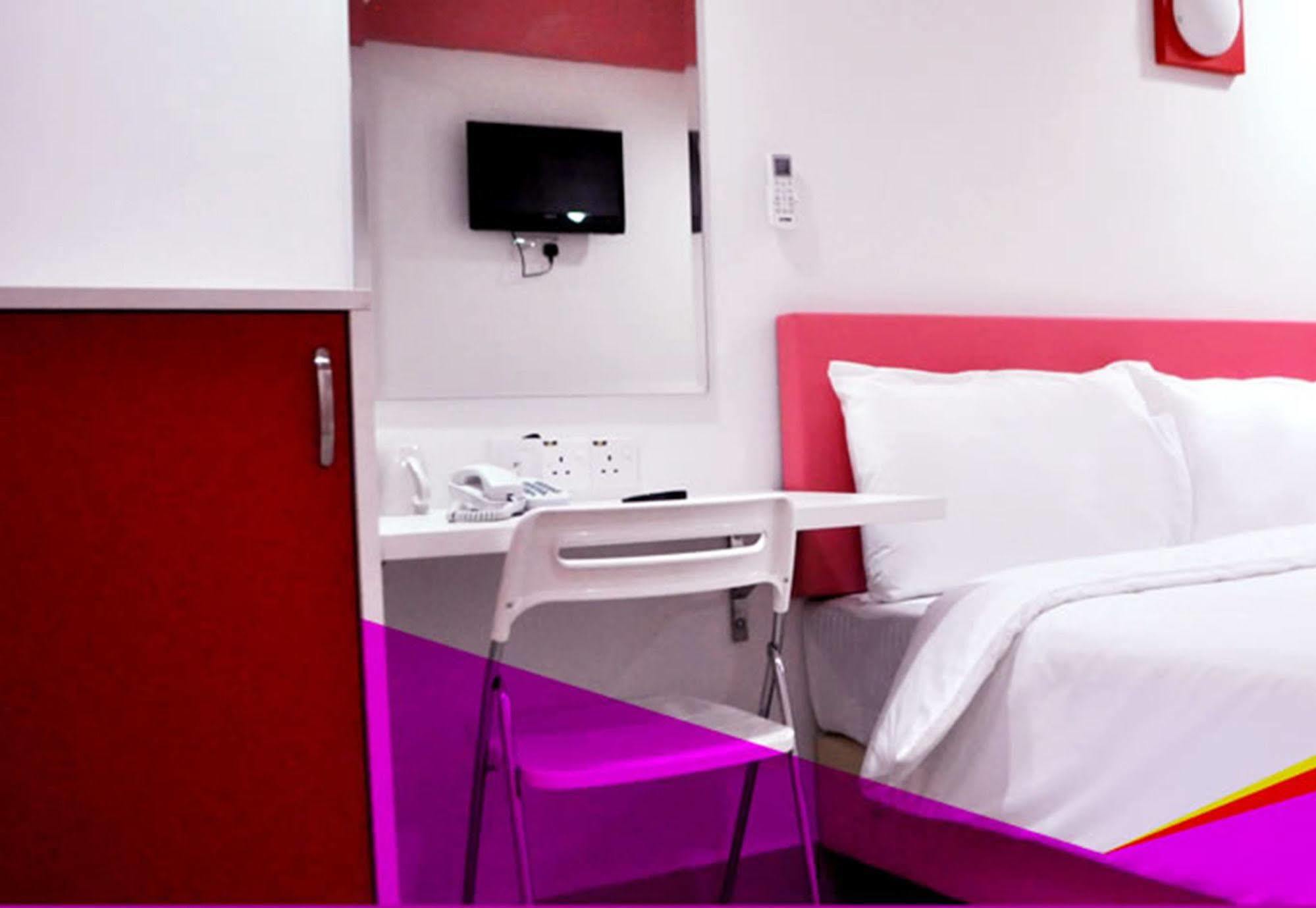 Yy318 Hotel Bukit Bintang Куала-Лумпур Экстерьер фото